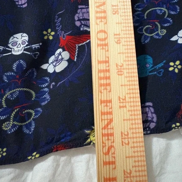 Zadig & Voltaire Theresa Tatoo Pirate Print, Viscose Blue Blouse. Relaxed fit. - Picture 12 of 16